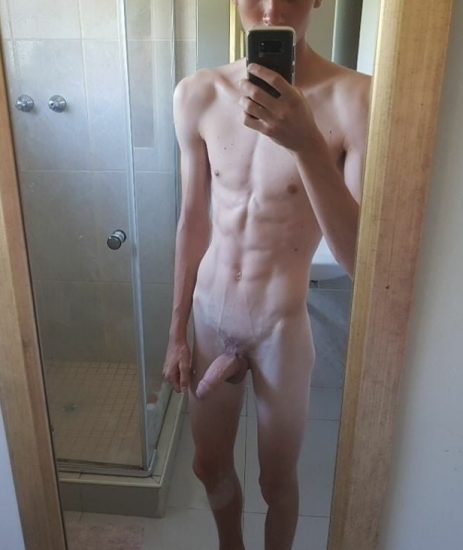 Blonde twink taking nude selfies