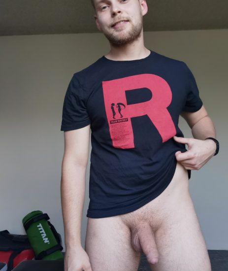 Hottie with a nice dick
