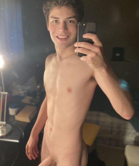 Hung cute nude selfie boy