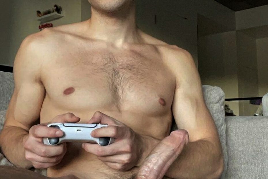 Nude gamer with a boner