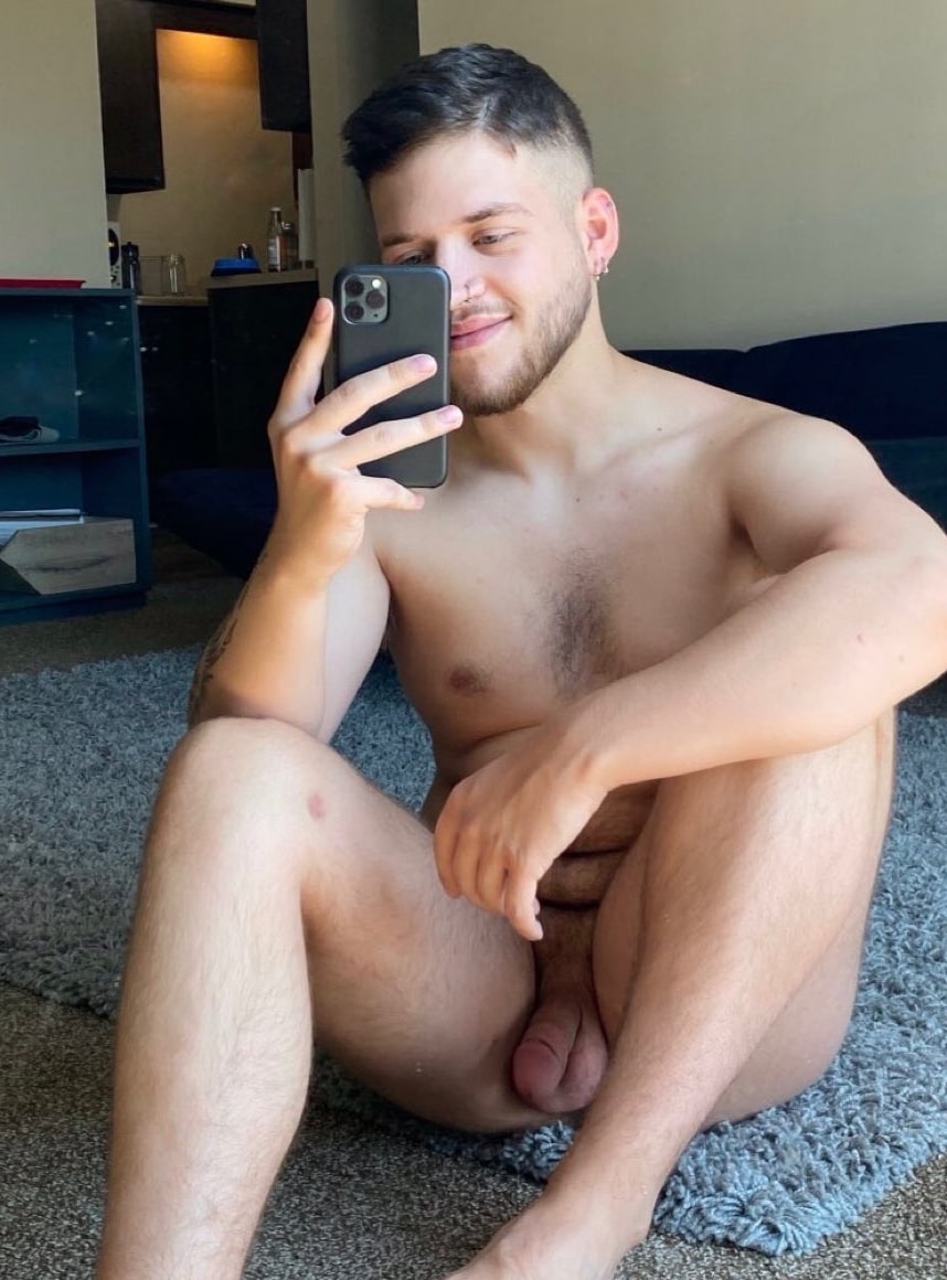 naked guy selfie dick