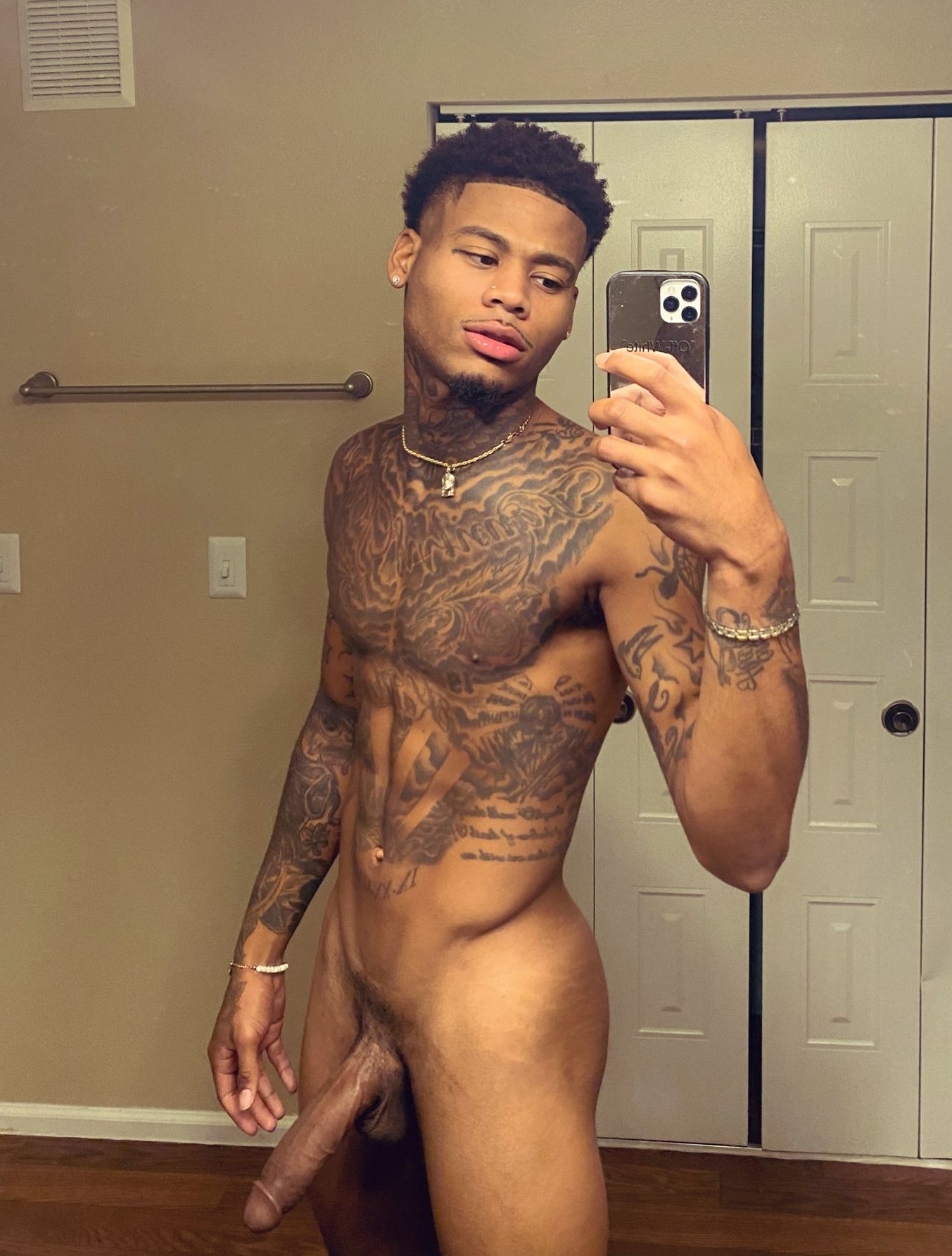 Sexy nude black guy