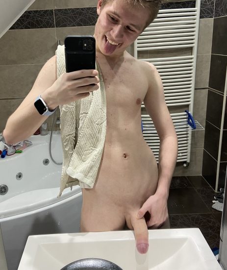 Smooth shaved twink cock